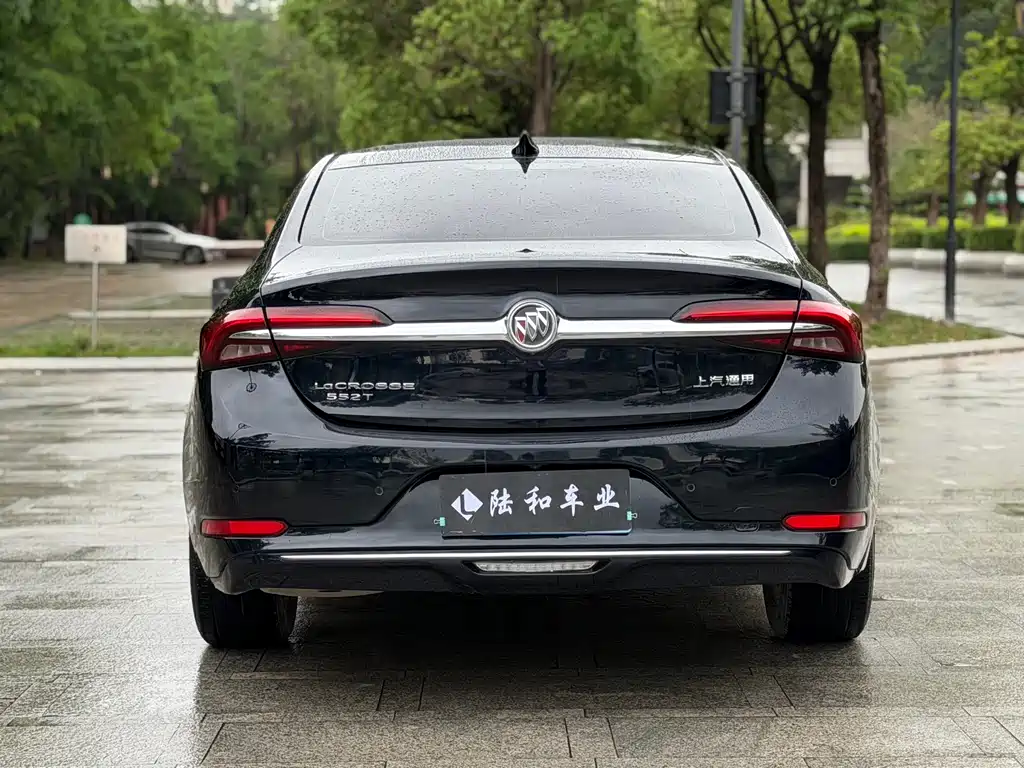 Buick LaCrosse 2022 — фото 20
