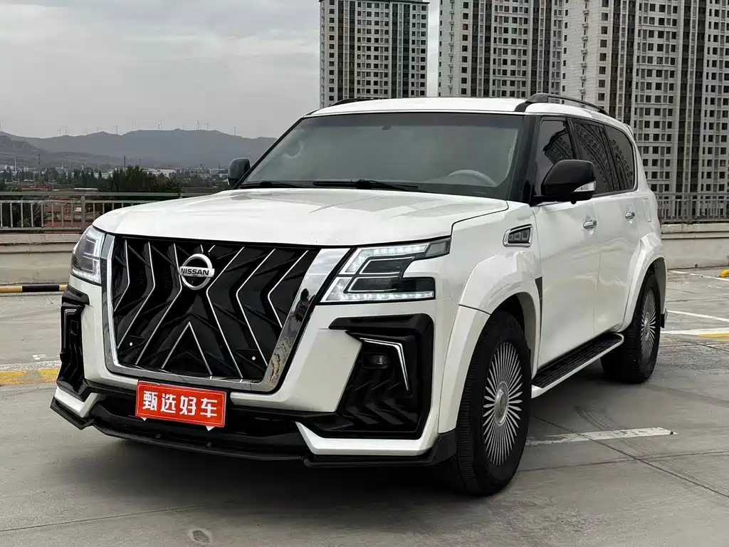 Nissan Patrol 2017 — фото 1