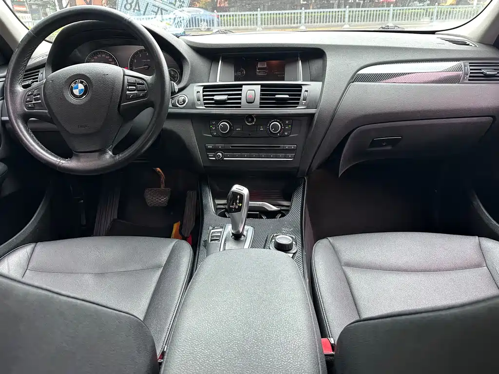 BMW X3 2016 — фото 11