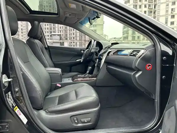 Toyota Camry 2016