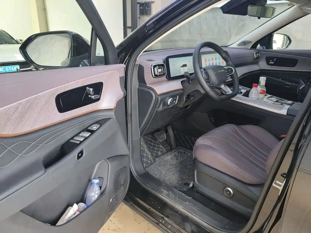 Chery Tiggo 9 C-DM 2026 — фото 16
