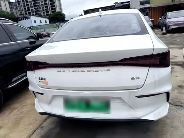 BYD e3 2021