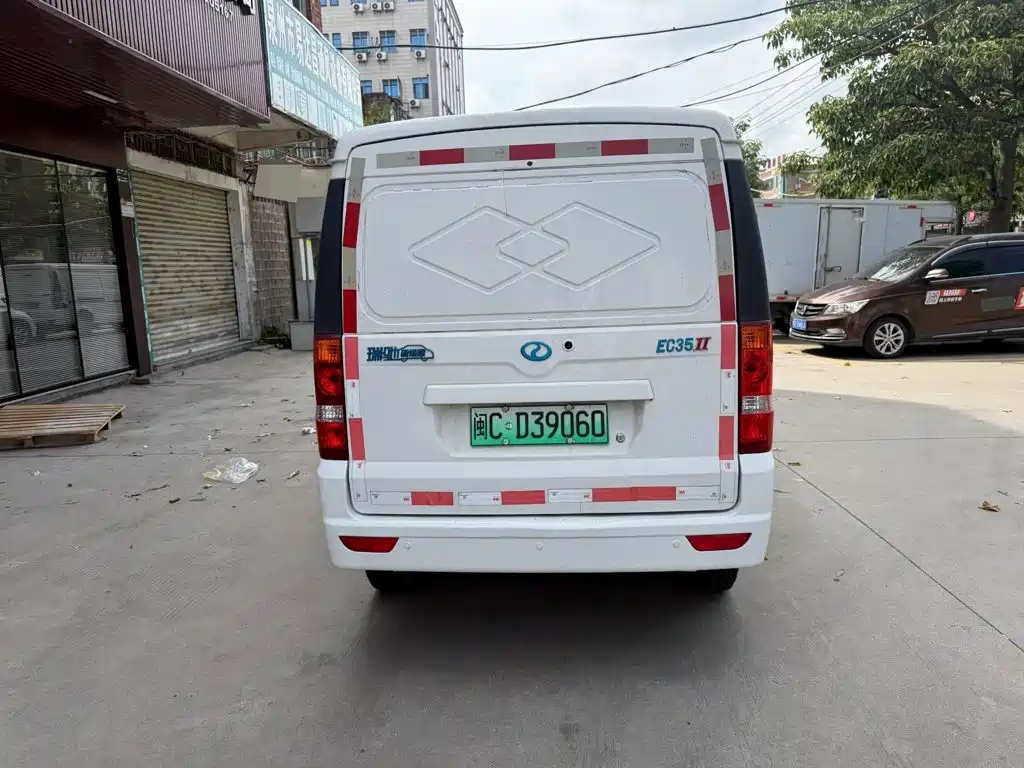 Rich Auto EC35 2021