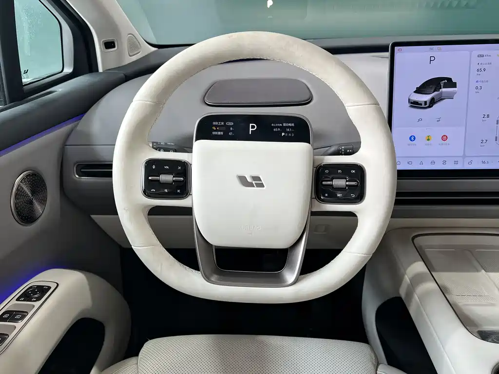 Li Auto i8 2025 — фото 7