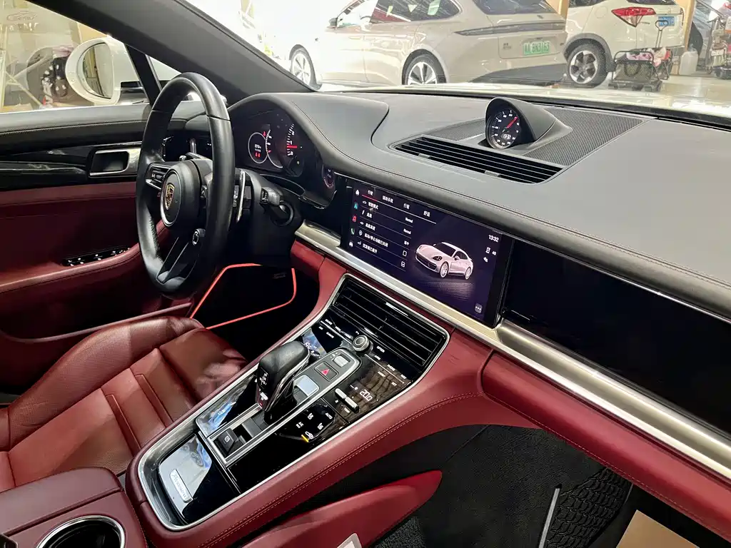 Porsche Panamera 2023 — фото 12