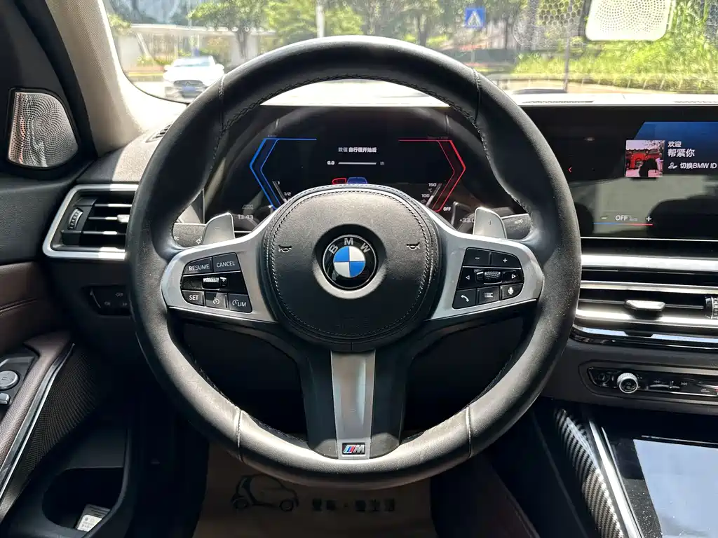 BMW 3 Series 2023 — фото 10