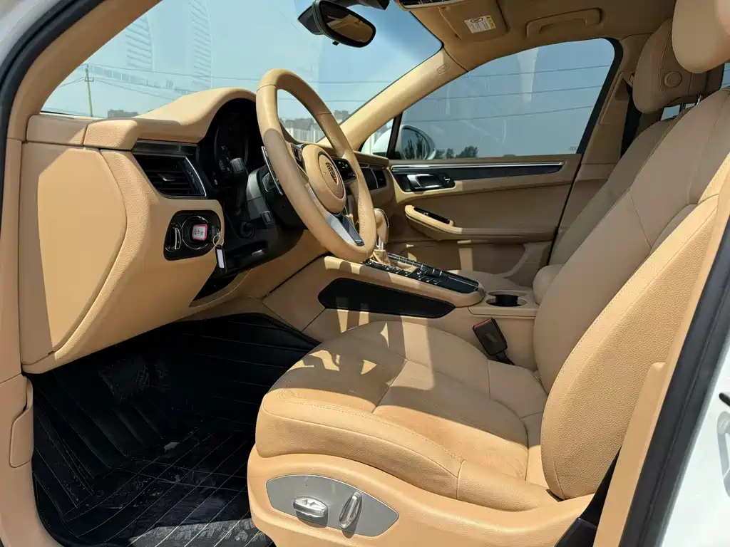 Porsche Macan 2015