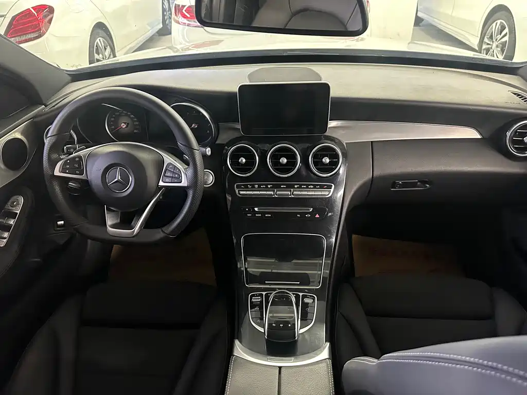 Mercedes-Benz C-Class 2018 — фото 8