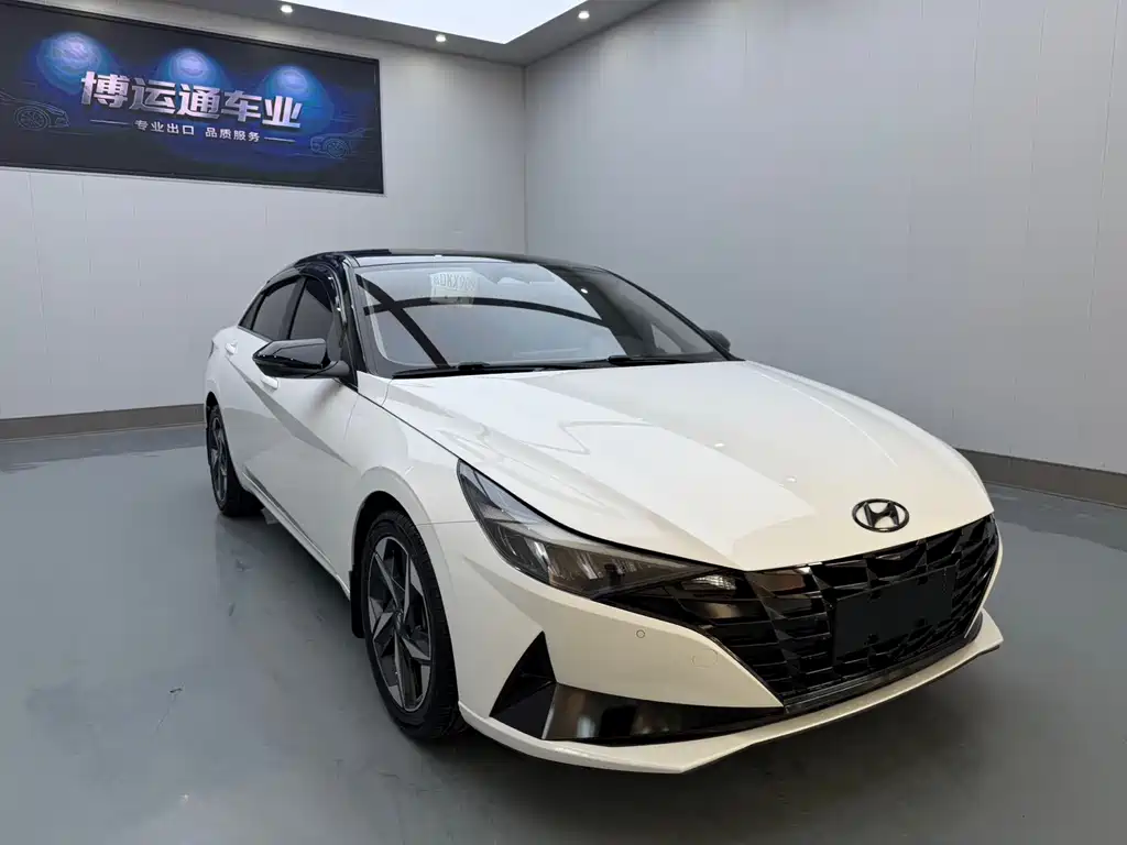 Hyundai Elantra 2023