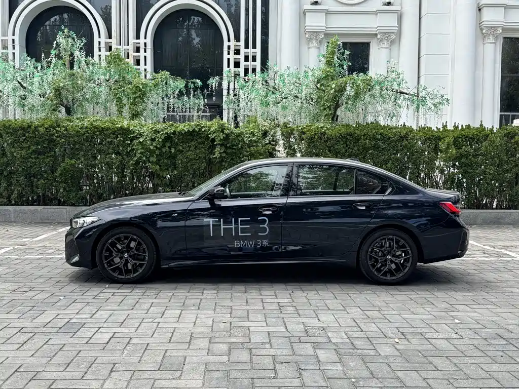 BMW 3 Series 2025 — фото 15