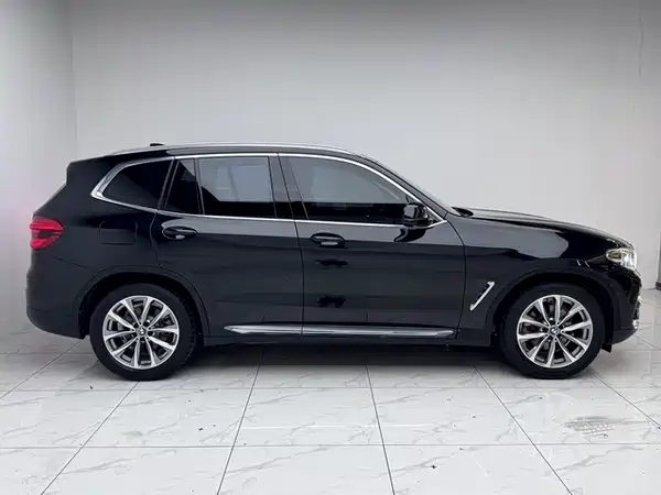 BMW X3 2021