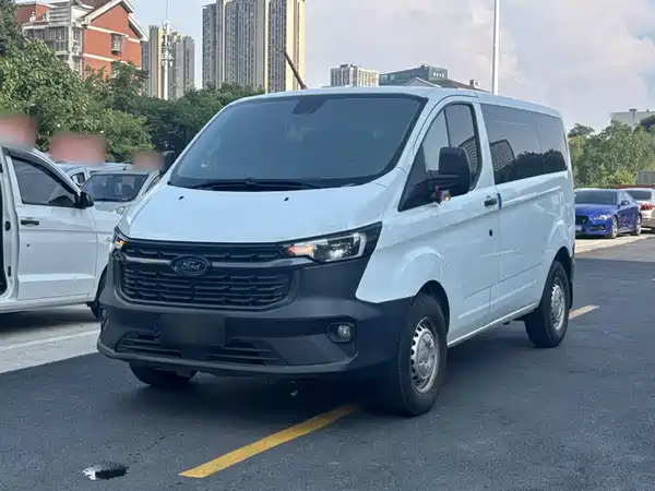 Ford Transit 2024