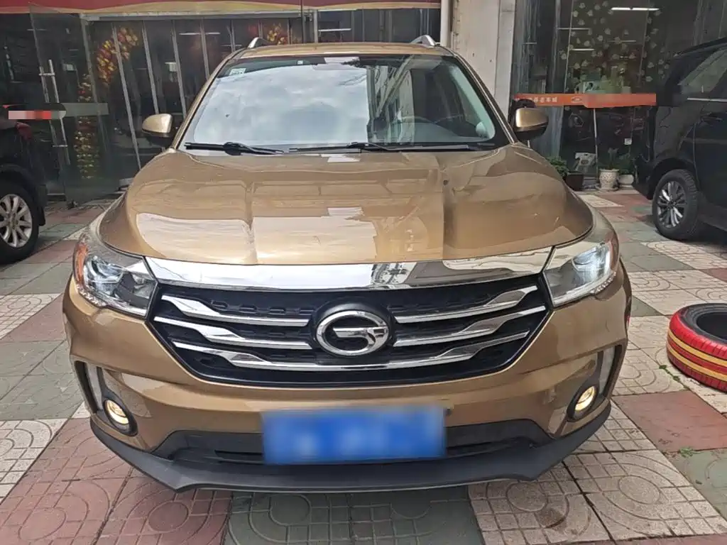 GAC Motor Trumpchi GS4 2015 — фото 3