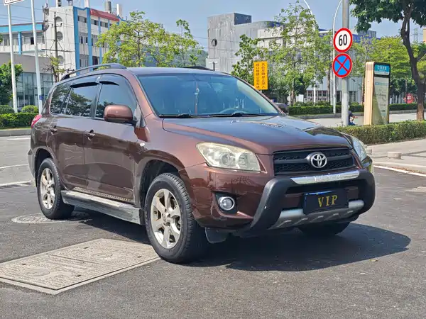 Toyota RAV4 2012