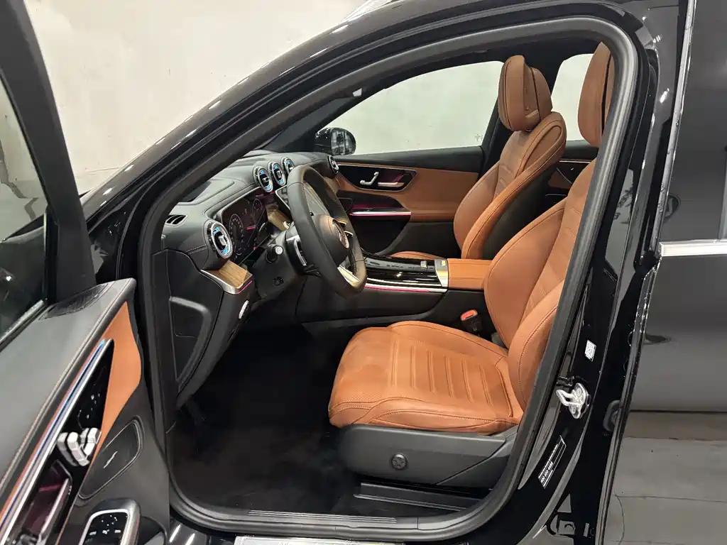 Mercedes-Benz GLC 2023 — фото 12
