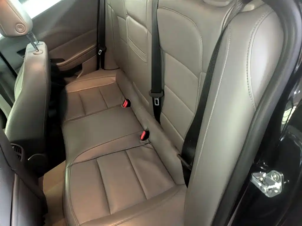 Chevrolet Malibu 2015 — фото 17