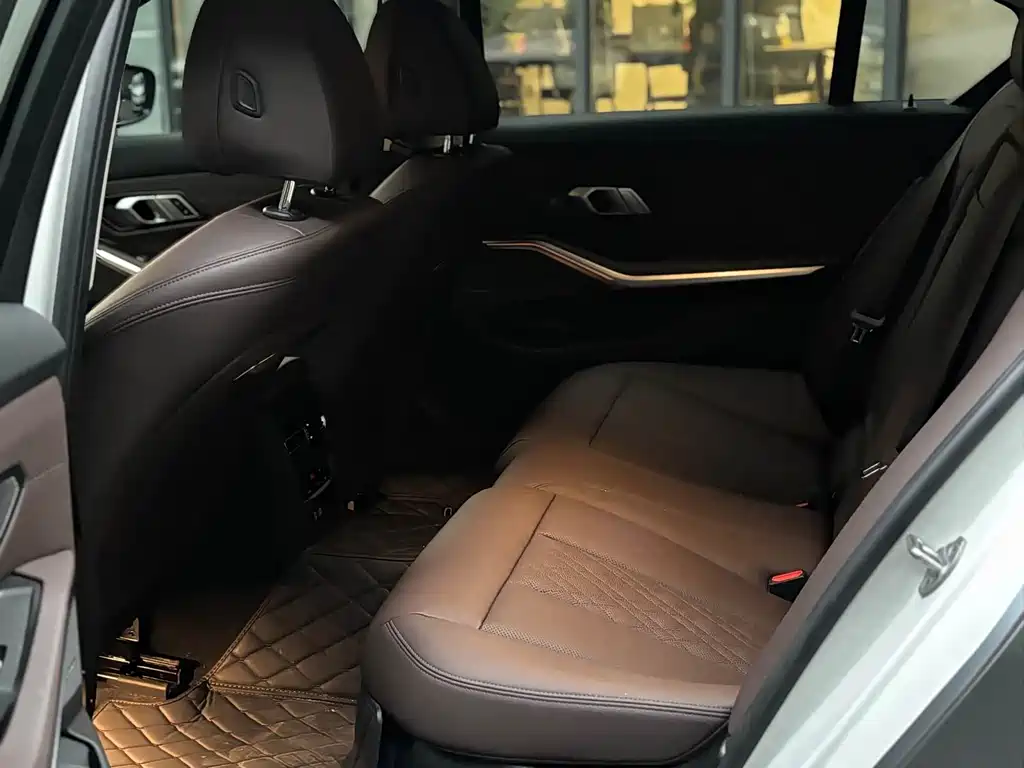 BMW 3 Series 2024