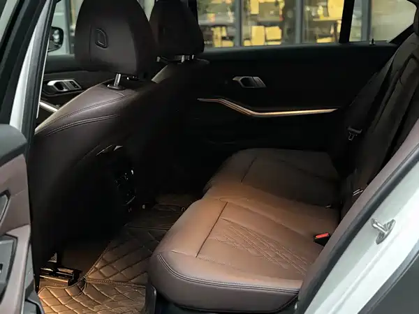 BMW 3 Series 2024