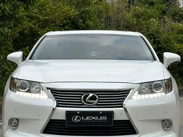 Lexus ES 2014
