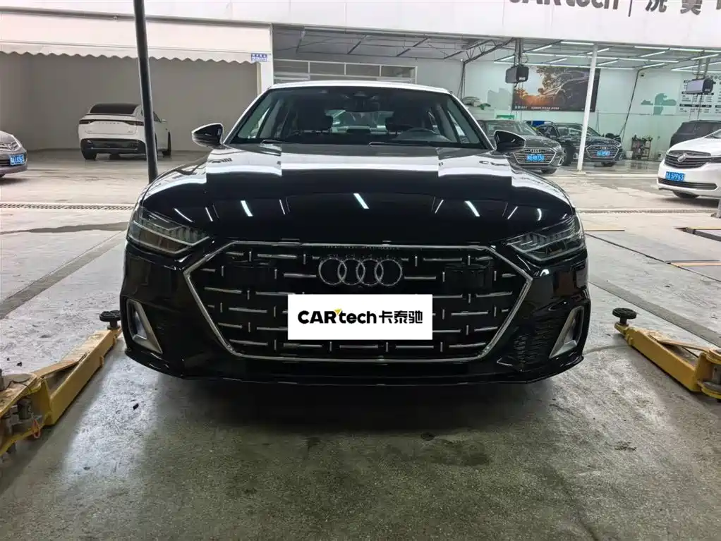 Audi A7L 2023 — фото 2