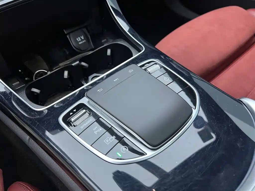 Mercedes-Benz C-Class 2019 — фото 19