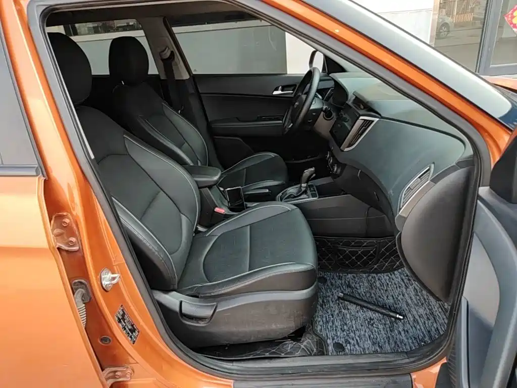 Hyundai ix25 2015 — фото 25