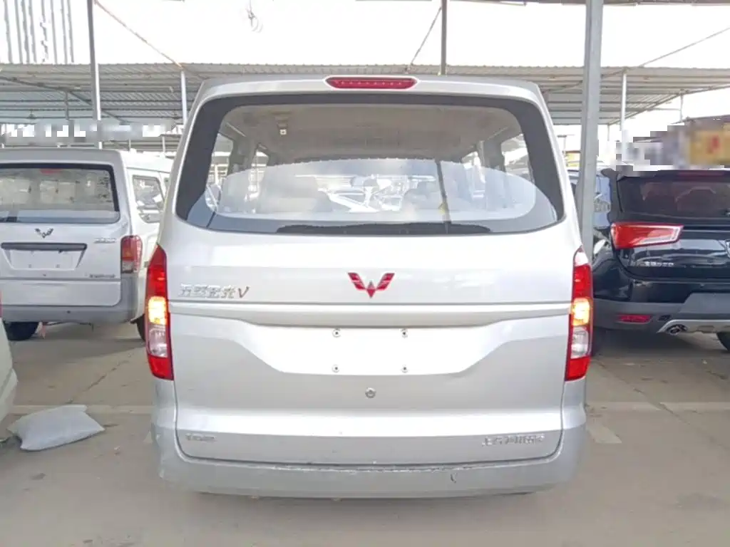Wuling Hongguang V 2023