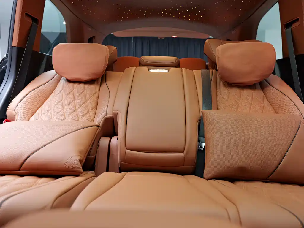 Mercedes-Benz GLS — фото 18
