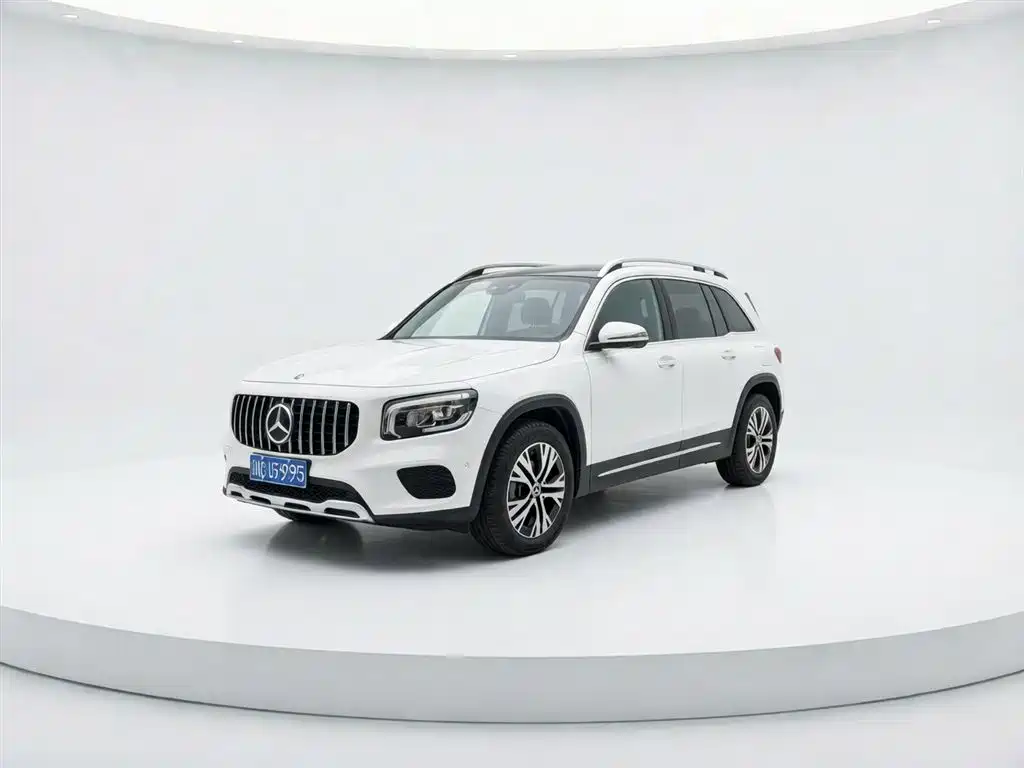 Mercedes-Benz GLB 2021 — фото 1