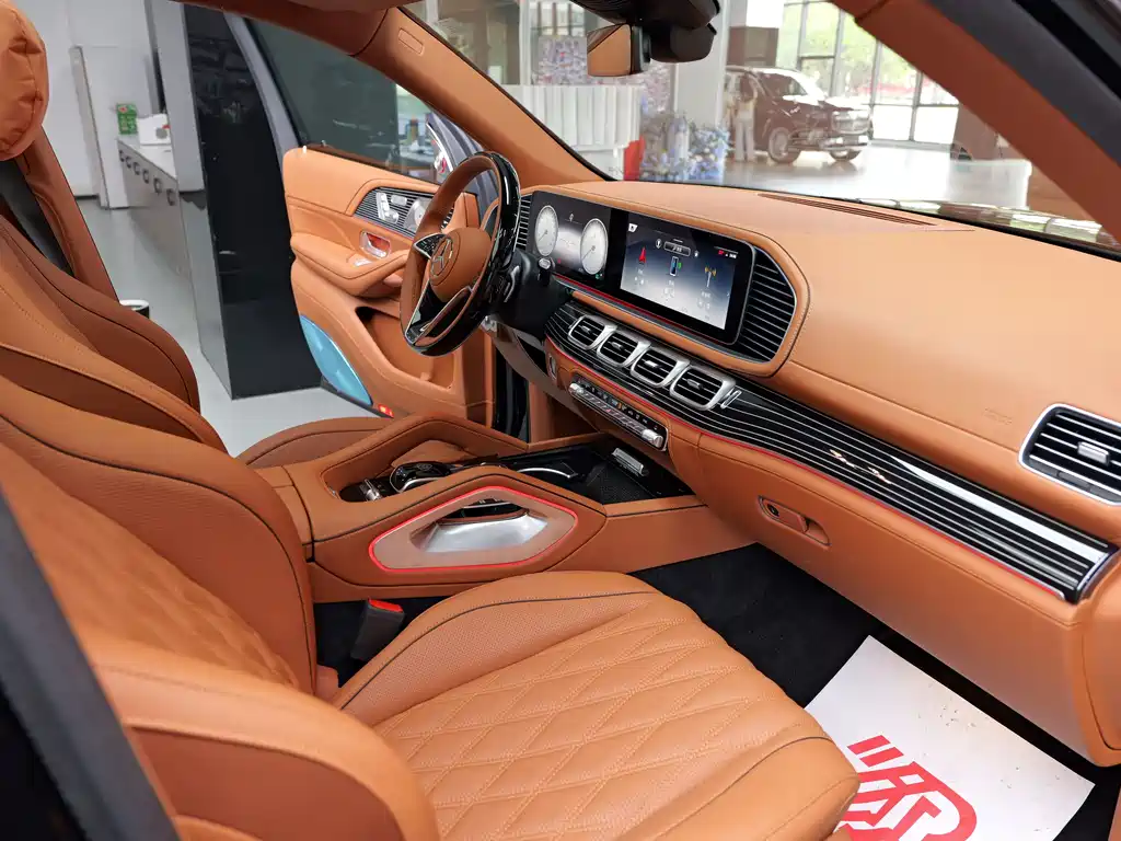 Mercedes-Benz GLS — фото 24