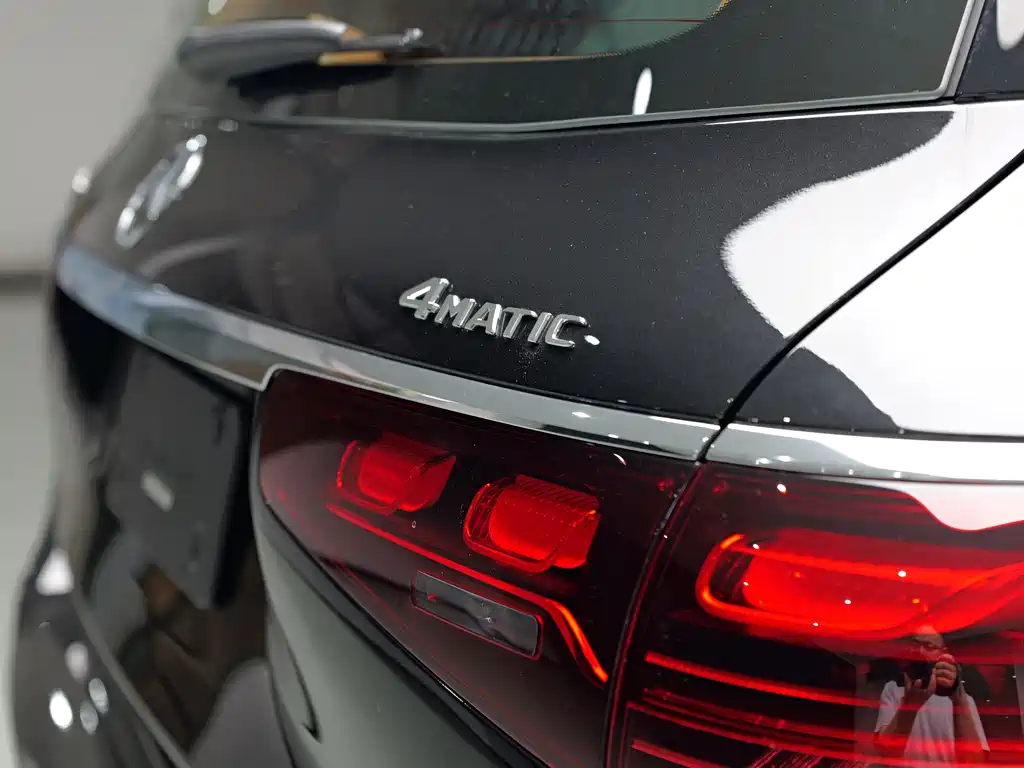 Mercedes-Benz GLS — фото 12