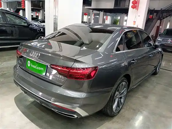 Audi A4L 2020