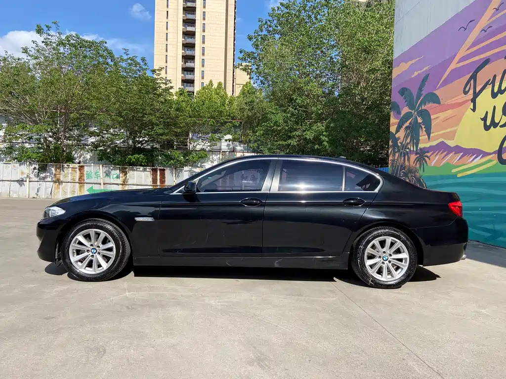 BMW 5 Series 2013 — фото 2