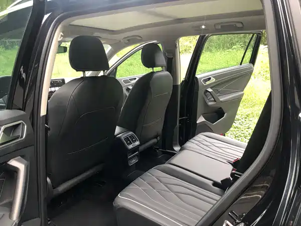 Volkswagen Tiguan L 2024
