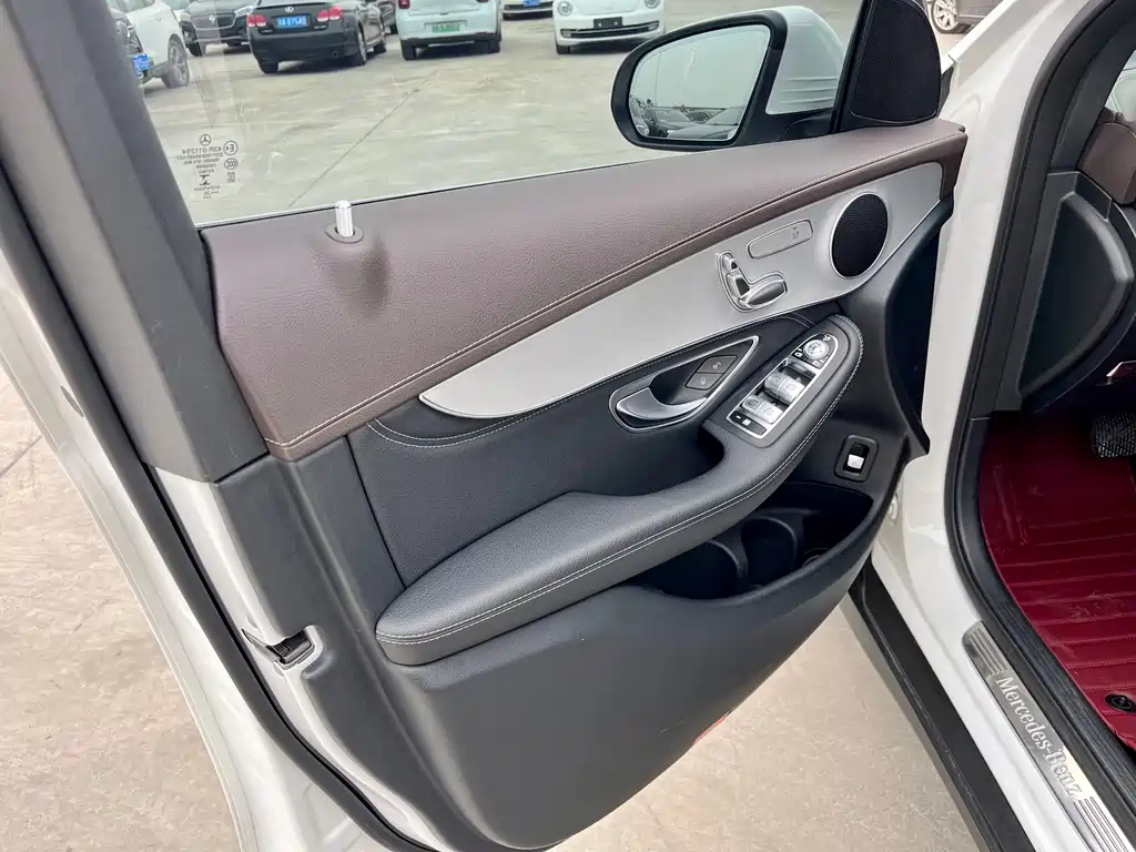 Mercedes-Benz GLC 2020