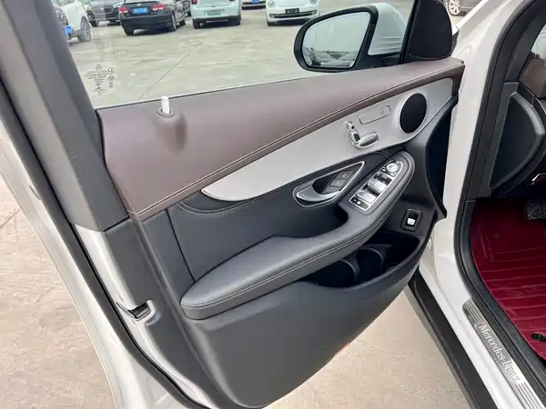 Mercedes-Benz GLC 2020
