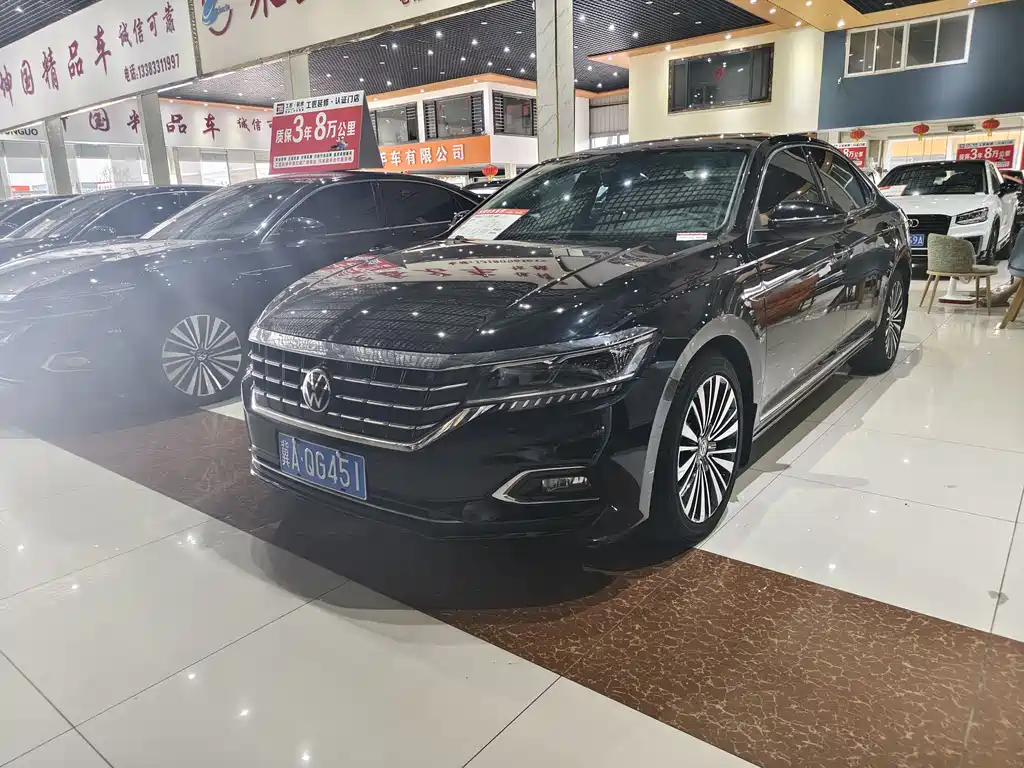 Volkswagen Passat 2019 — фото 1