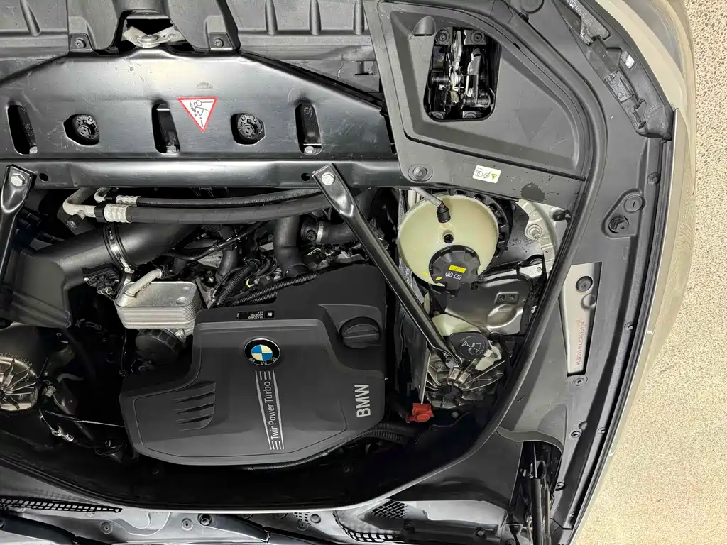 BMW 5 Series 2016 — фото 37