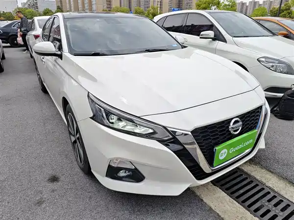 Nissan Teana 2021