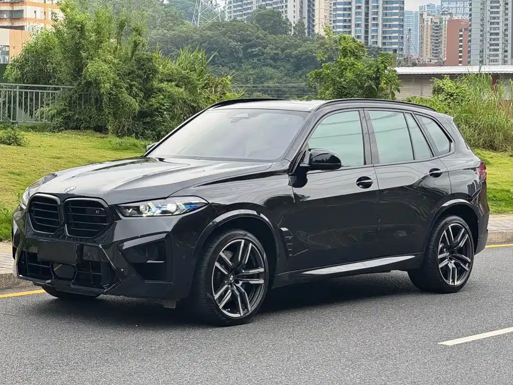BMW X5 M 2024 — фото 1