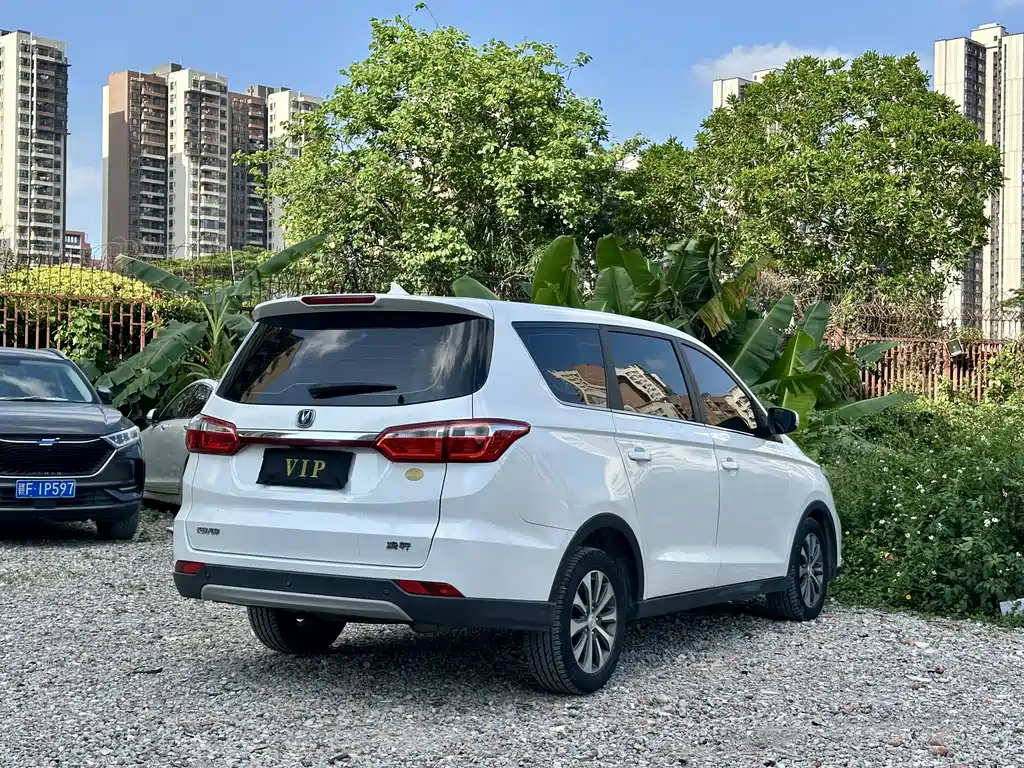 Changan Lingxuan 2018 — фото 5