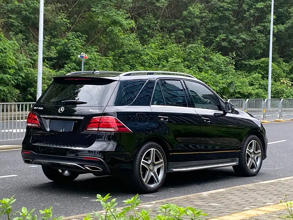 Mercedes-Benz GLE 2016 — фото 4