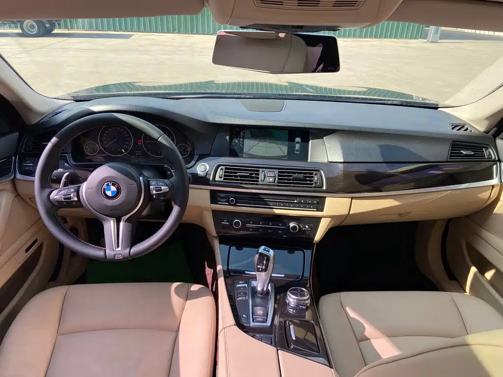 BMW 5 Series 2013 — фото 11