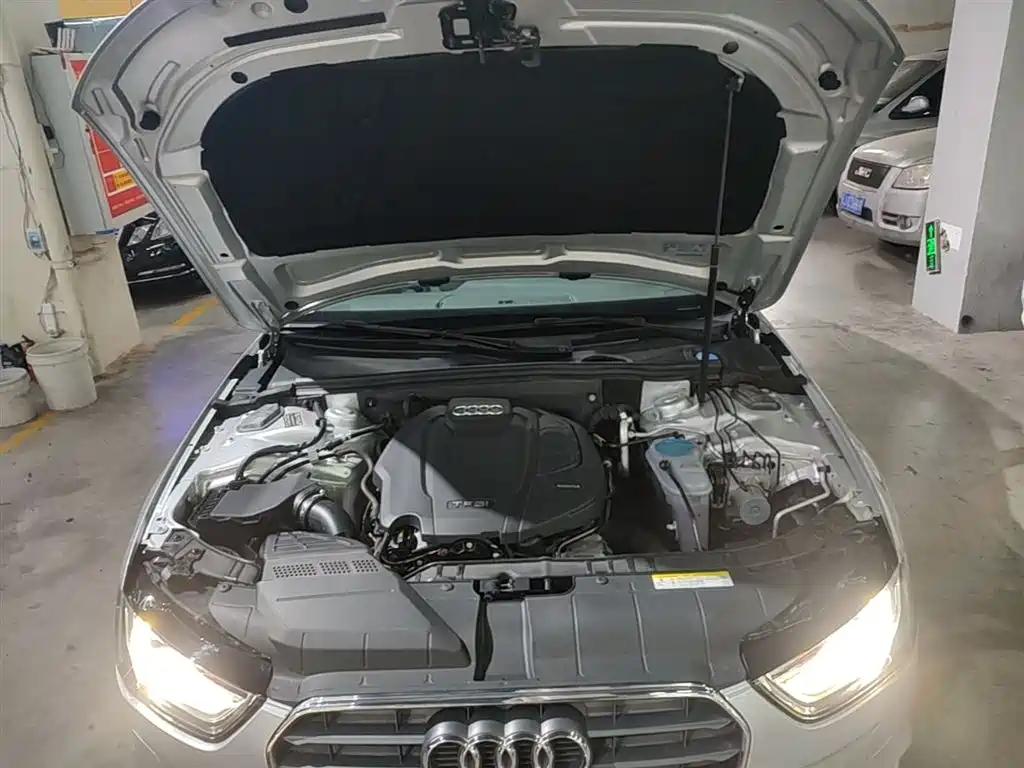 Audi A4L 2015 — фото 20