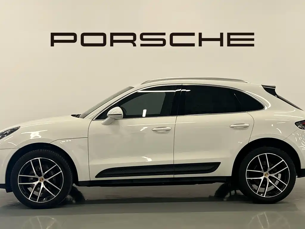 Porsche Macan 2023 — фото 4