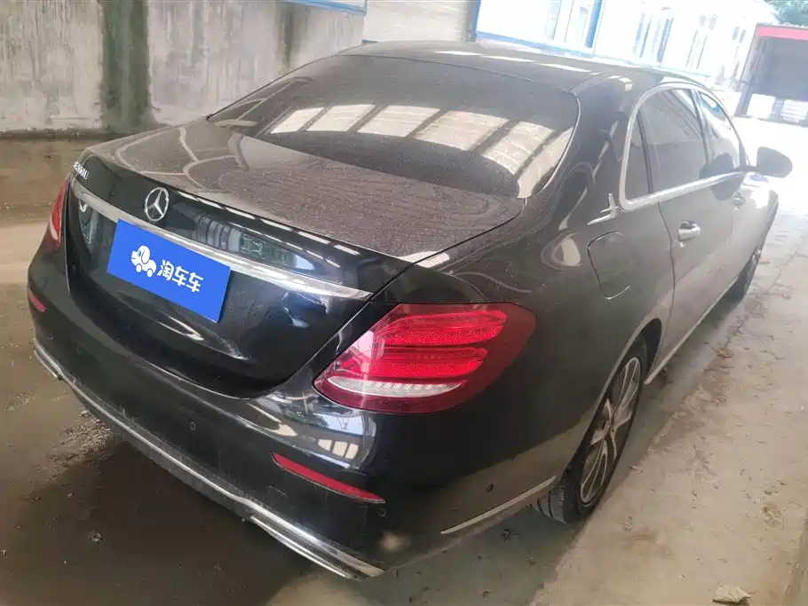 Mercedes-Benz E-Class 2018 — фото 3