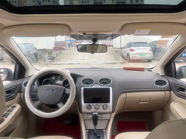 Ford Focus 2010