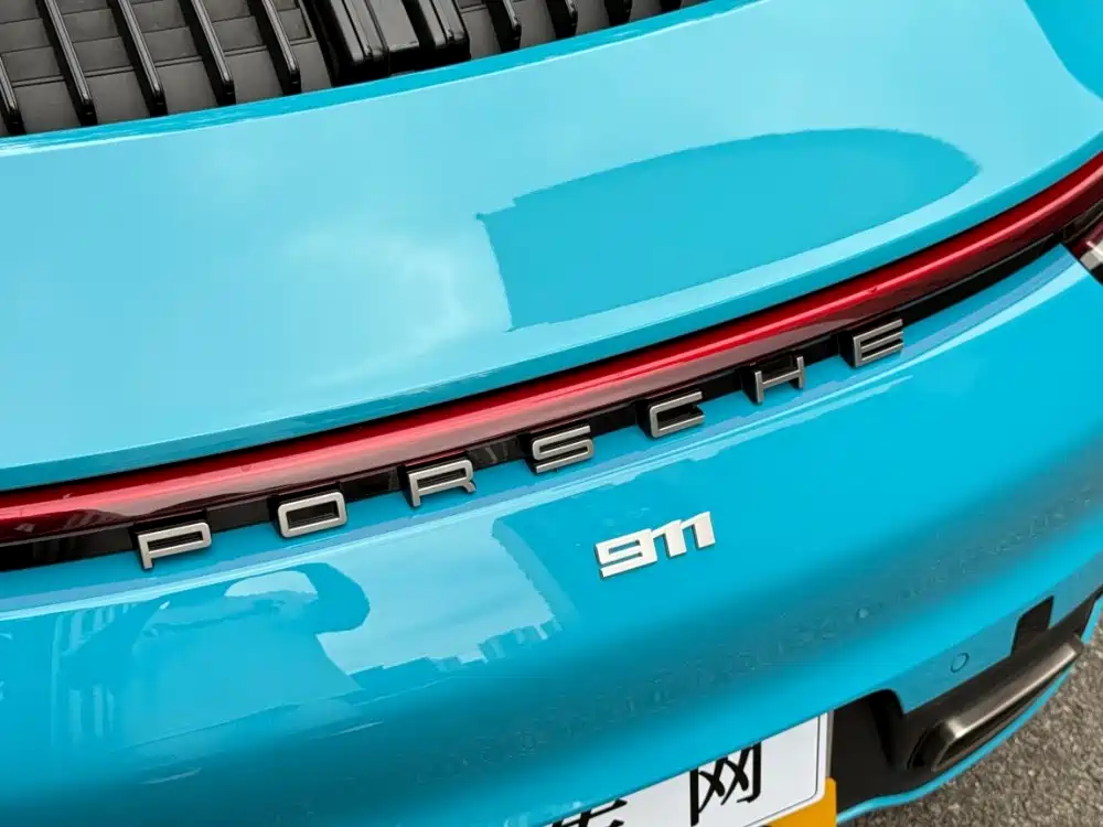 Porsche 911 2020 — фото 25