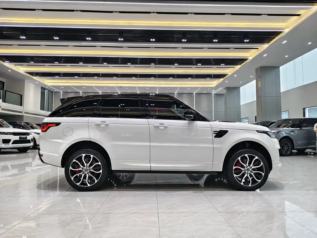 Land Rover Sport 2021 — фото 22