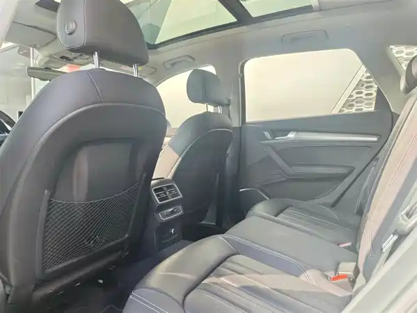 Audi Q5L 2024